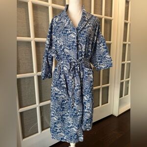 Venice Simplon Orient ExpressChic Blue Patterned Long Sleeve Robe